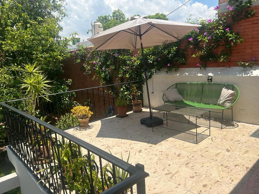 Casa Matia Bed And Breakfast Сан Мигел де Аленде Екстериор снимка